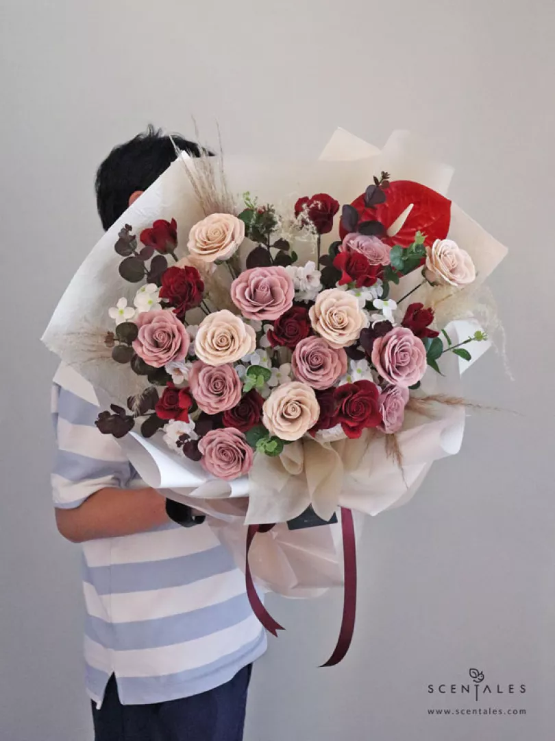 (2026 Valentine’s Day Special) Scentales Deeply Yours Soap Flower Bouquet