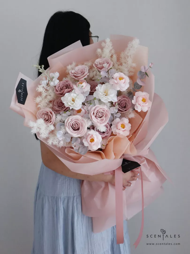 (2026 Valentine’s Day Special) Scentales Cloud of Blush Soap Flower Bouquet