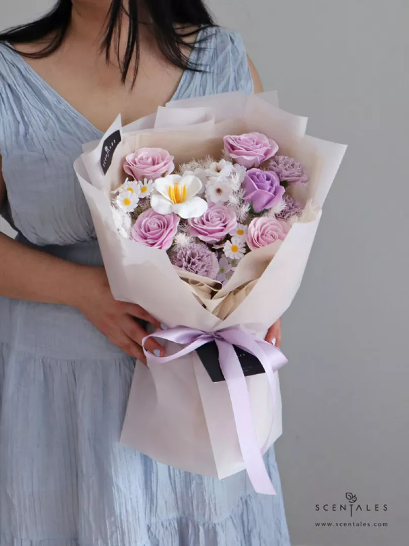 (2026 Valentine’s Day Special) Scentales Floral Sonnet Soap Flower Bouquet