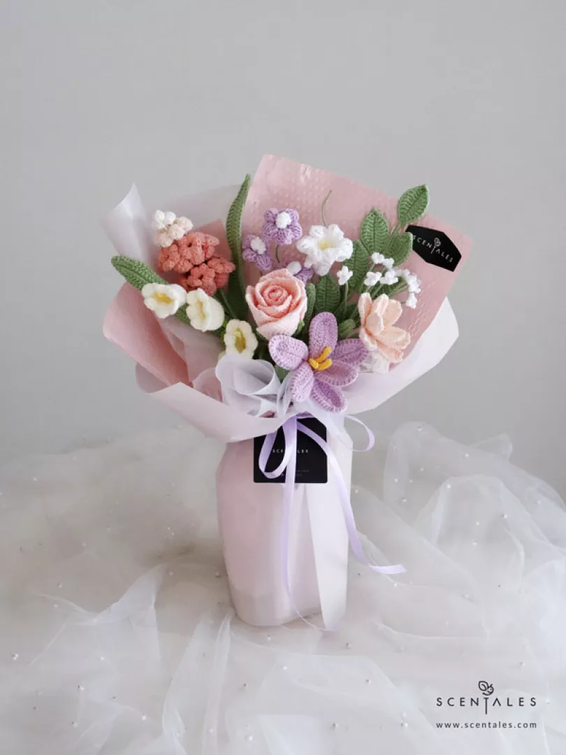 (2026 Valentine’s Day Special) Scentales A Soft Confession Crochet Flower Bouquet