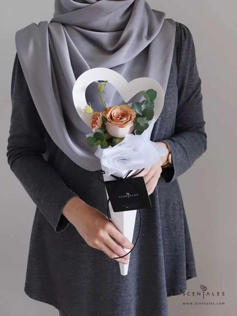 (2026 Mother’s Day Special) Scentales Mom’s Diary Flower Bouquet