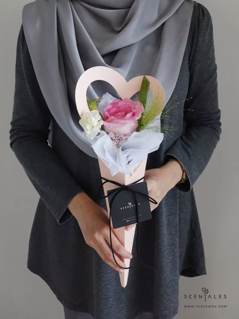 (2026 Mother’s Day Special) Scentales Her Gentle Way Flower Bouquet