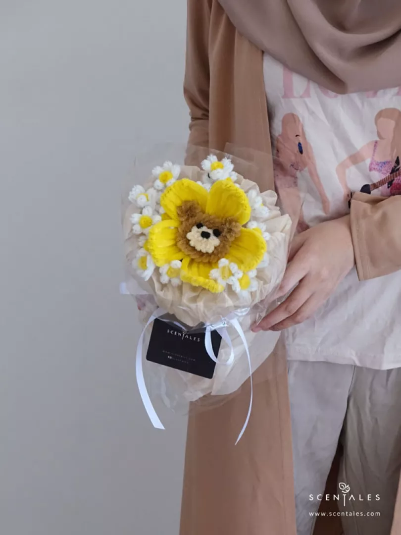 (2026 Valentine’s Day Special) Scentales Sunshine Hugs Twisting Stick Petite Flower Bouquet