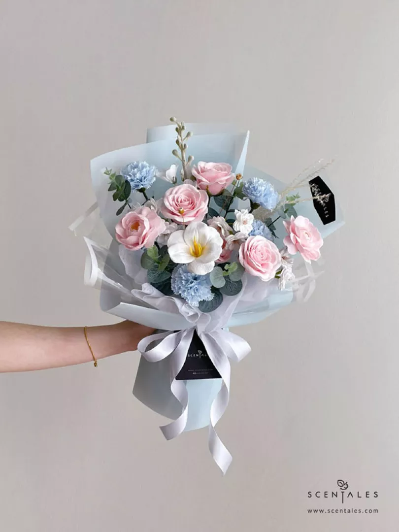 (2026 Mother’s Day Special) Scentales Caramela Soap Flower Bouquet