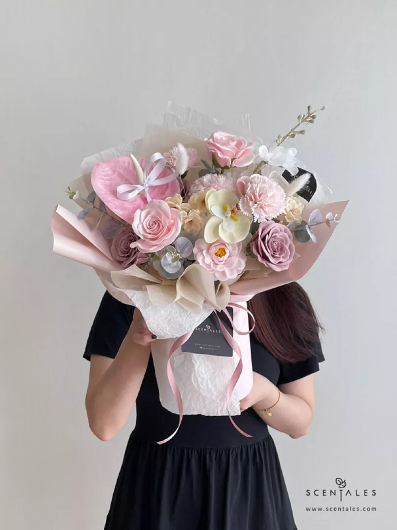 (2026 Mother’s Day Special) Scentales Kaelis Soap Flower Bouquet