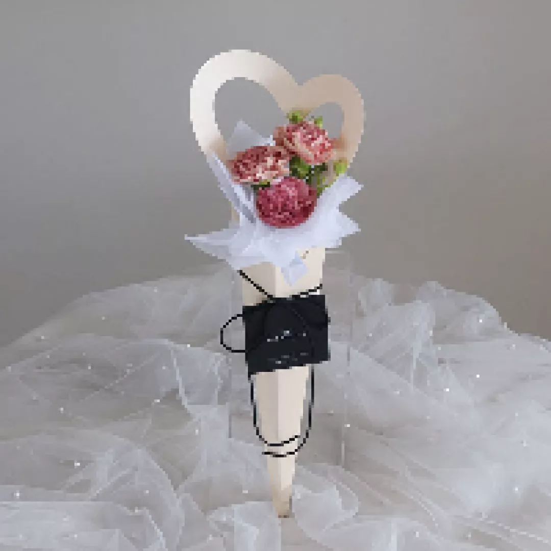 (2026 Mother’s Day Special) Scentales Promise to Mom Petite Flower Bouquet