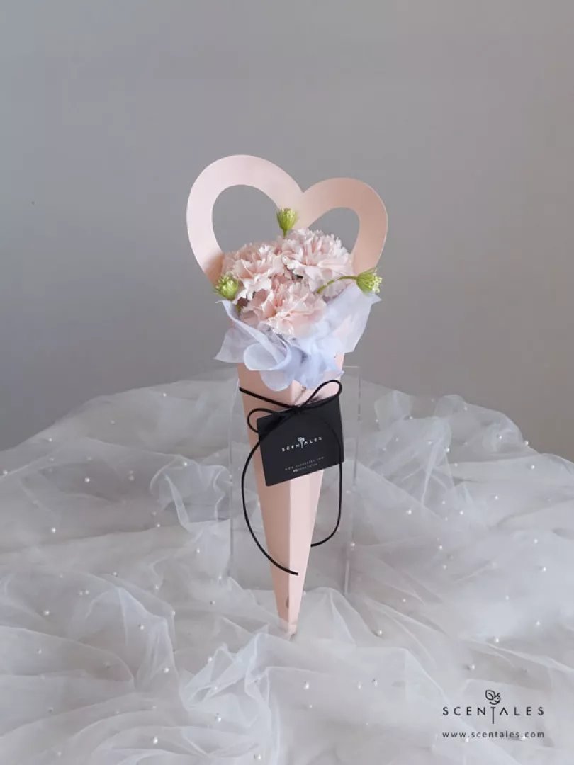 (2026 Mother’s Day Special) Scentales Promise to Mom Petite Flower Bouquet