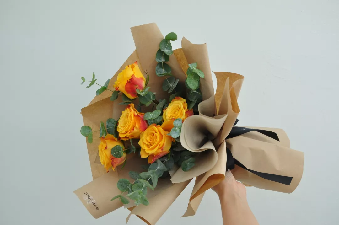 Fatherâ€™s Day bouquet: Cappuccino rose bouquet 