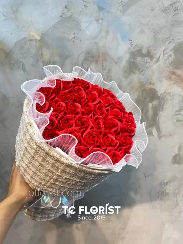 Soap Roses S02 – Lá fhéile Bhealaintín