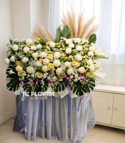 Condolence Stand