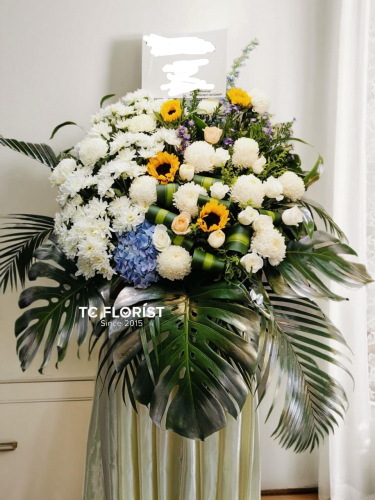 Condolence Stand