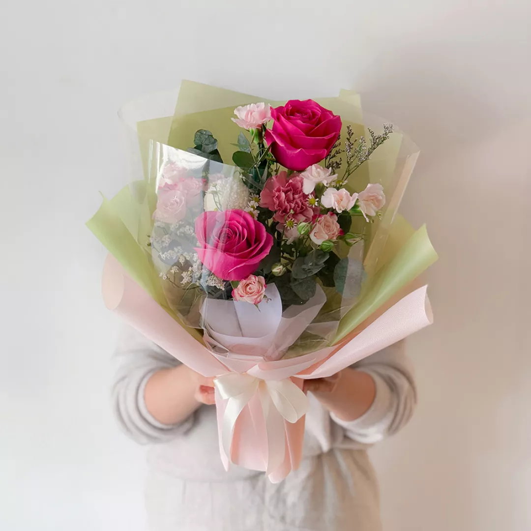 Vday Petite Strawberry Matcha