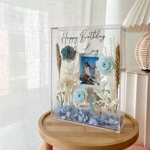 Vennus Acrylic Box Frame