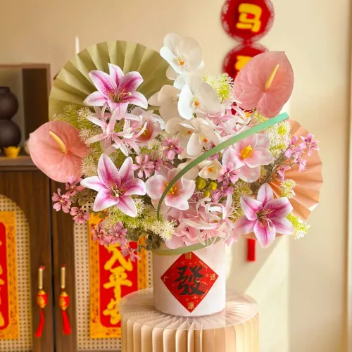 (CNY) Boundless Wealth CNY Flower Vase