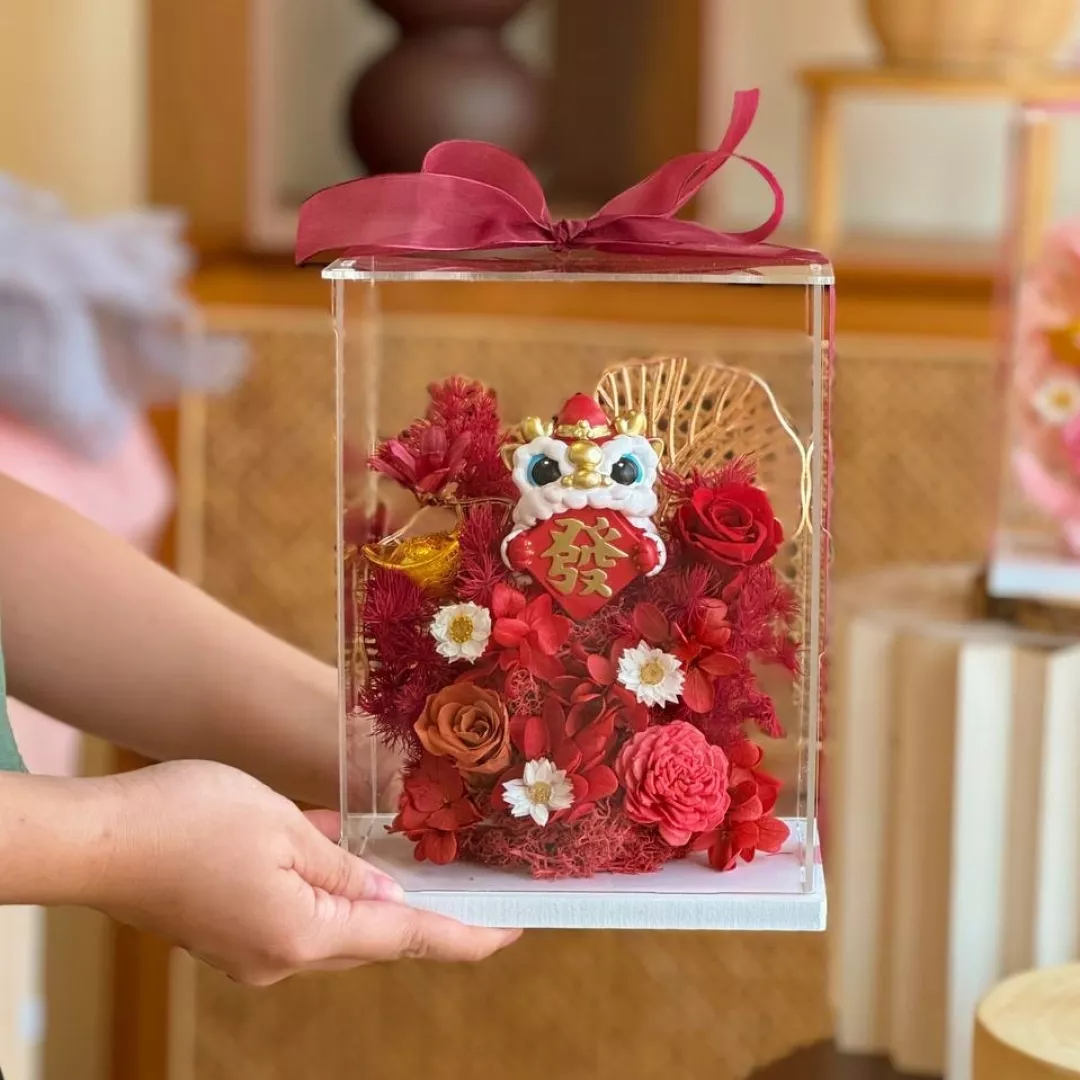 (CNY) Bethan Preserved Flower Acrylic Box