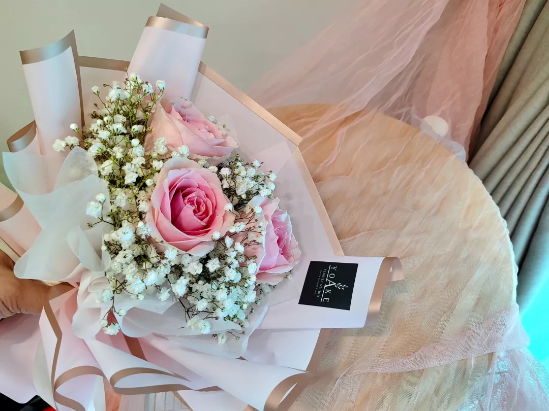 Lovely Pink - Valentine's Day Bouquet (Fresh Flower)