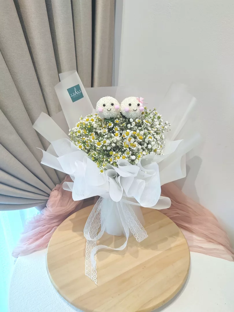 Both of Us - Chamomile Dream Bouquet (Fresh Flower Bouquet)